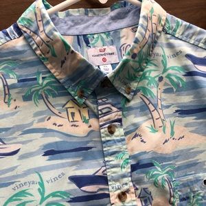 Vineyard vines short sleeve XL